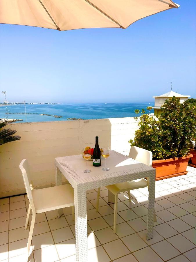 La Mia Terrazza Sul Mare - Mared'Amare Apartment Bari Luaran gambar
